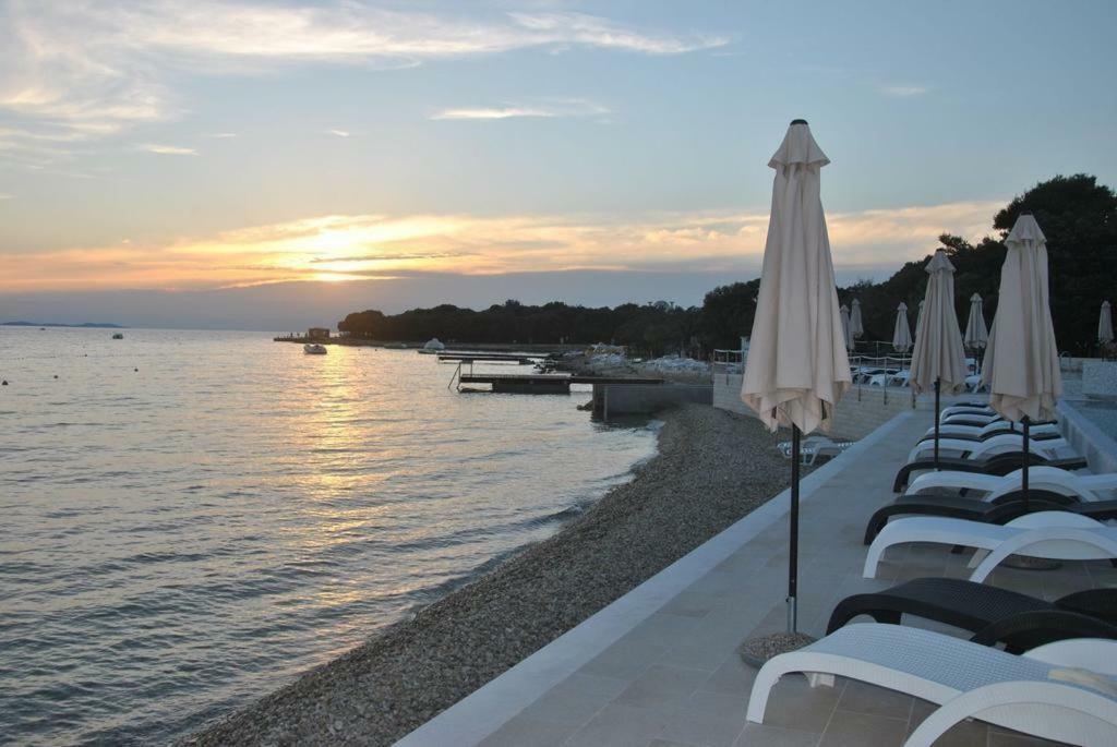 Apartment Sara With Seaview Petrcane Luaran gambar